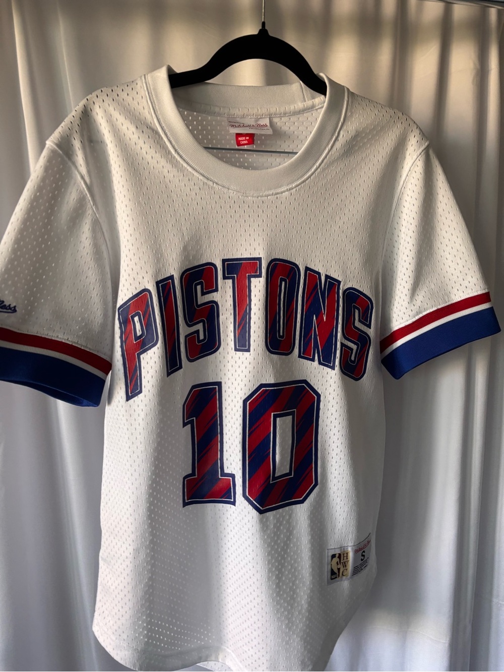 Mitchell & Ness White Detroit Pistons #10 Mesh Tee